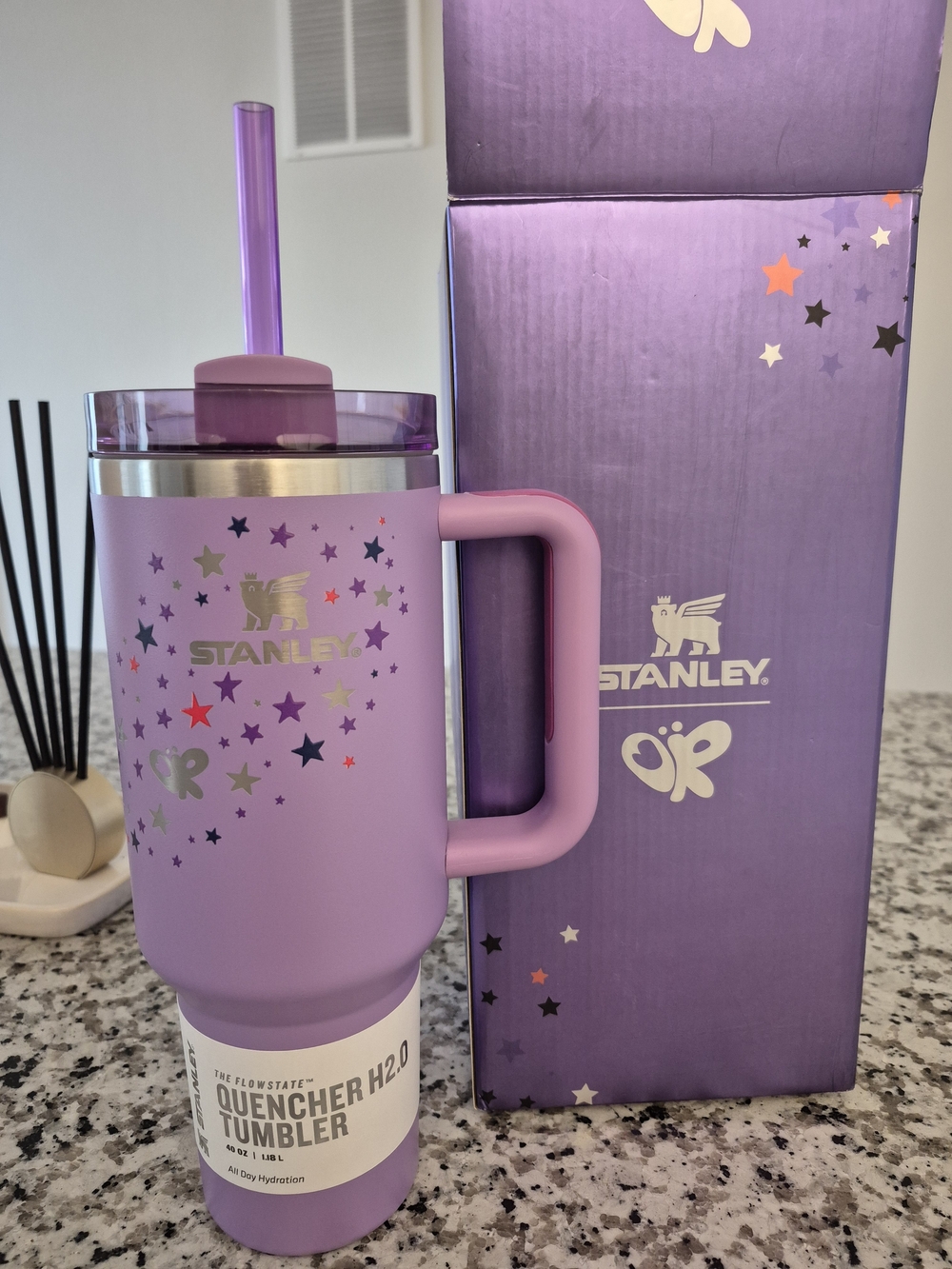 Stanley x Olivia Rodrigo Quencher H2.0 Flowstate Tumbler 40oz